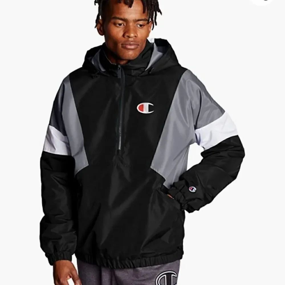 Champion stadium anorak size medium